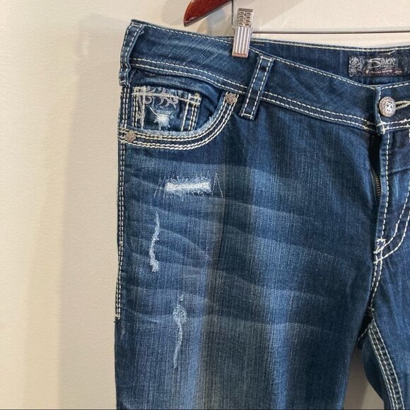 SILVER JEANS CO Sz 38 x 37 Suki 17” Distressed Thick Stitch 9.5” Rise Jeans - Picture 2 of 15